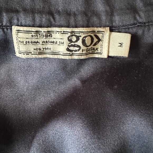 GO by Go Silk Navy Blue Washable V Neck Distressed Sleeveless Blouse Sz M - Picture 2 of 5